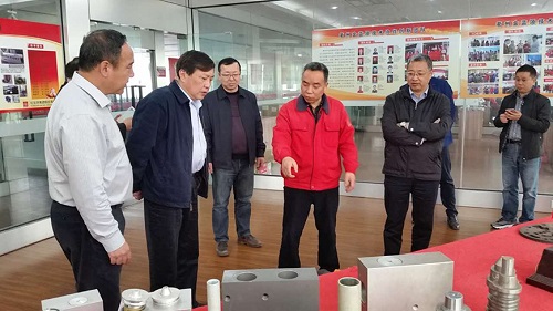 红五环徐建雄技能大师工作室展示厅 红五环徐建雄技能大师工作室展示厅